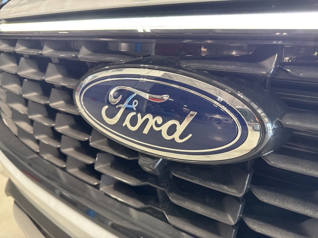 New 2025 Ford Escape SE w/ PHEV Premium Package image 11