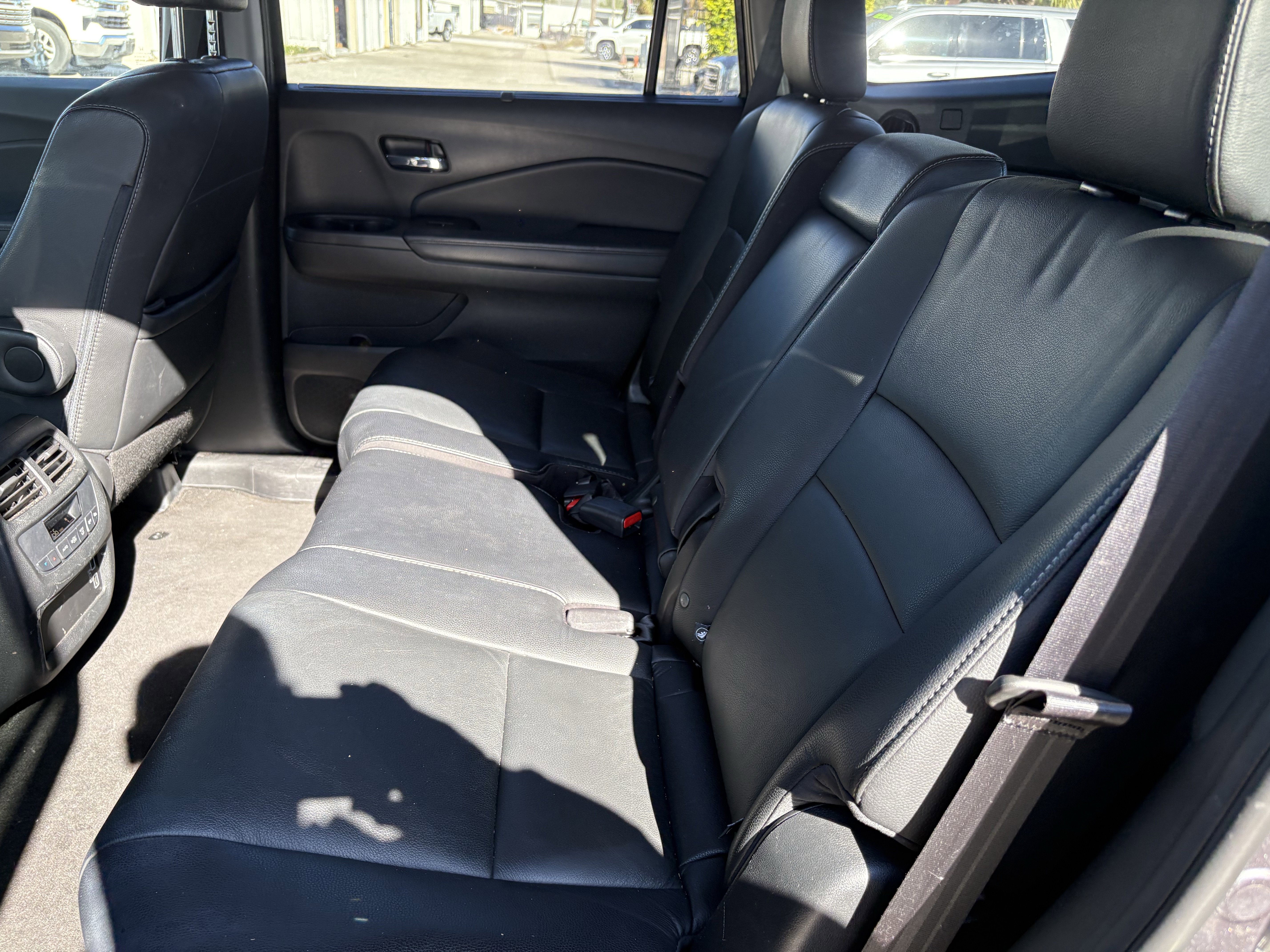 Used 2021 Honda Pilot EX-L image 9