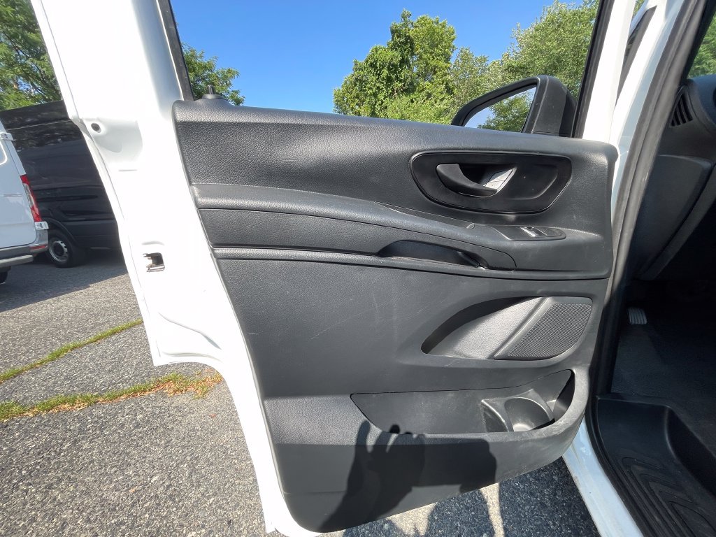 Used 2023 Mercedes-Benz Metris image 26