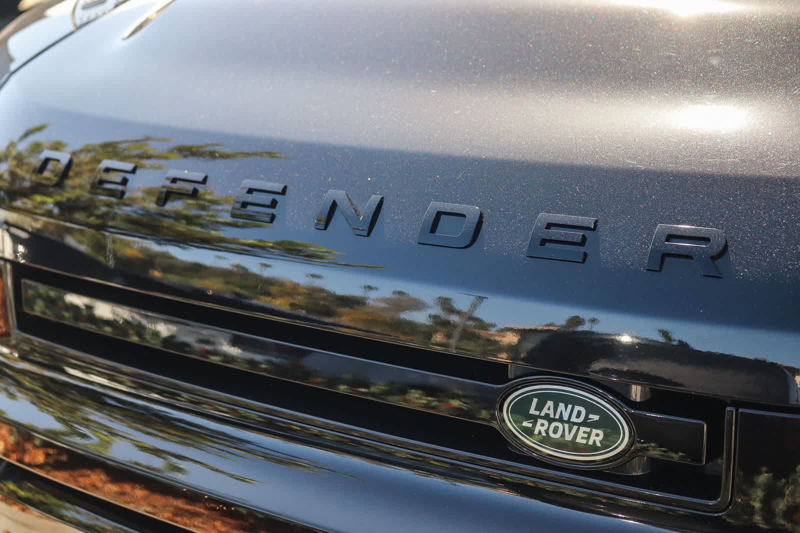 Used 2023 Land Rover Defender 90 X-Dynamic SE AWD/4WD image 11