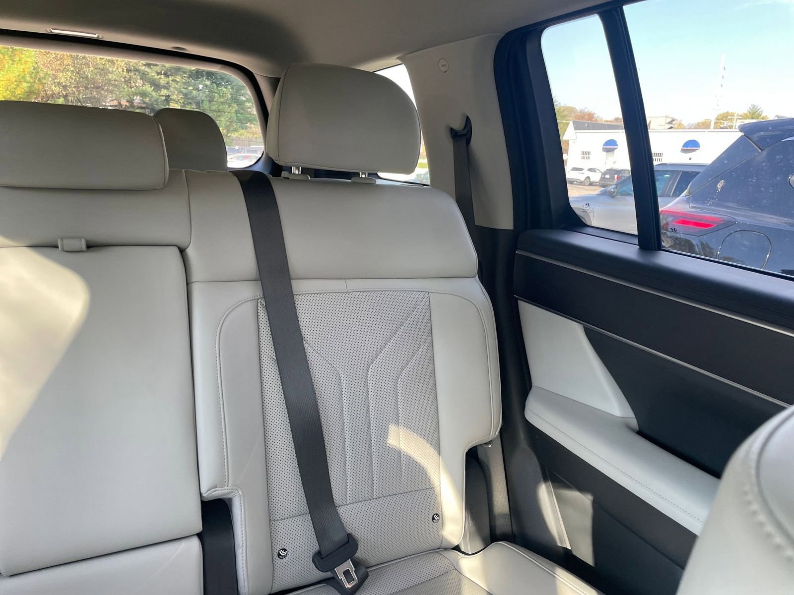 Used 2025 Hyundai Santa Fe SEL image 35