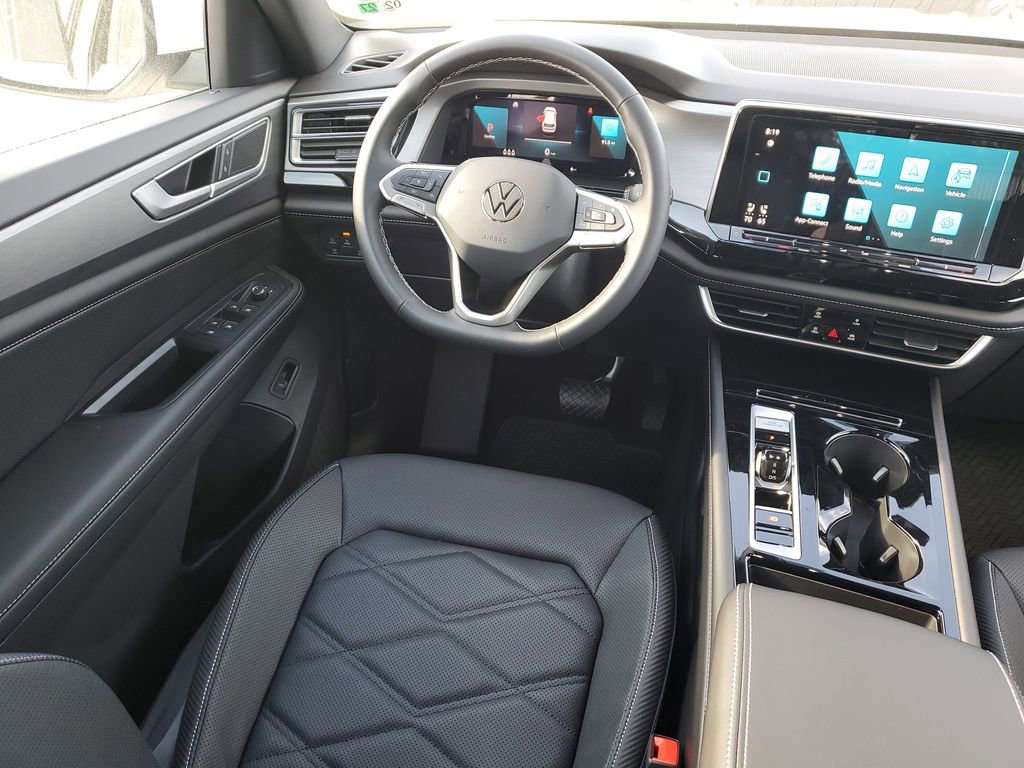 New 2026 Volkswagen Atlas Cross Sport SE FWD image 12