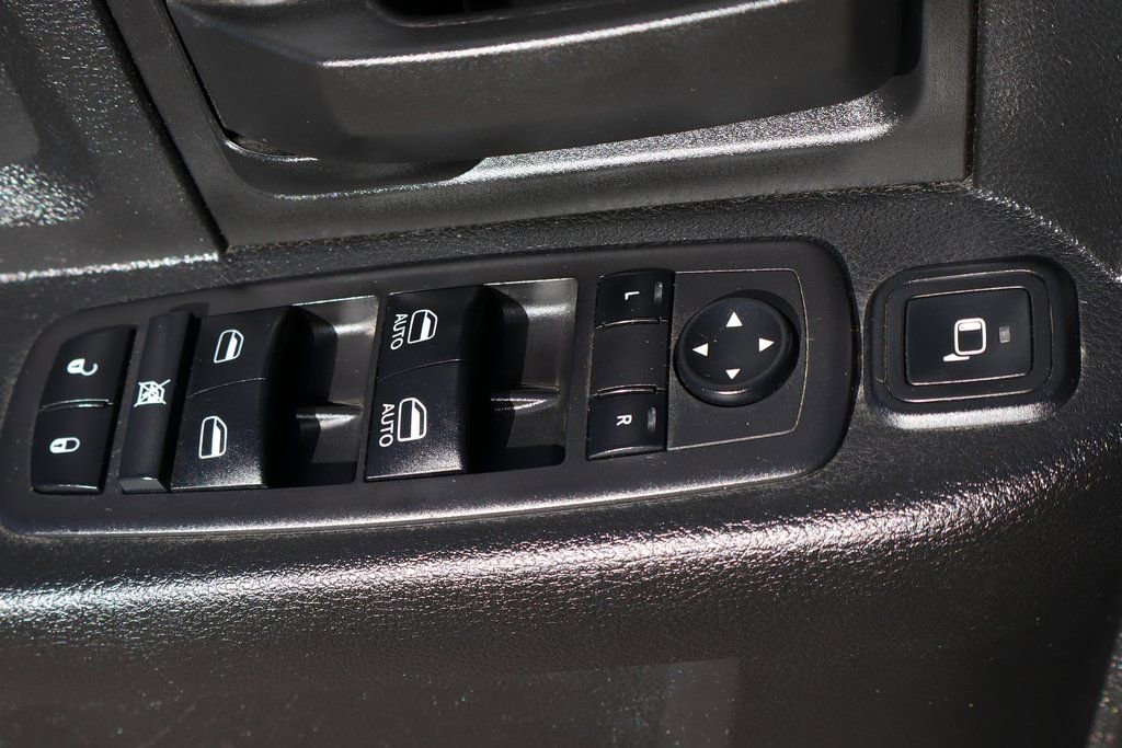 Used 2024 RAM 2500 Tradesman w/ Chrome Appearance Group image 16