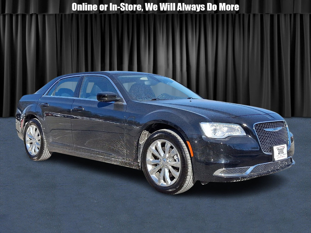 Certified 2023 Chrysler 300 Touring image 1