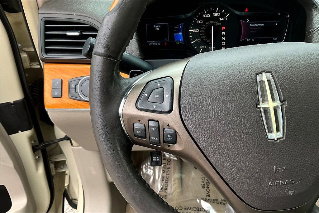 Used 2015 Lincoln MKX AWD w/ Equipment Group 102A image 11