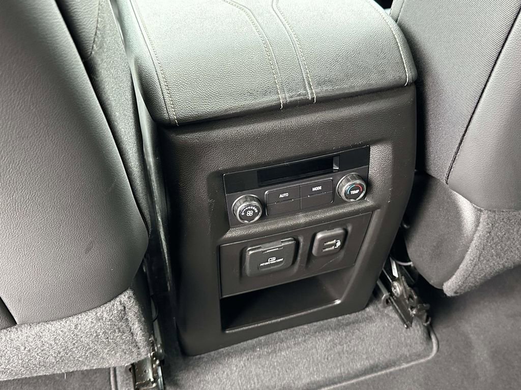 Certified 2023 Chevrolet Traverse LT w/ LT Premium Package image 15