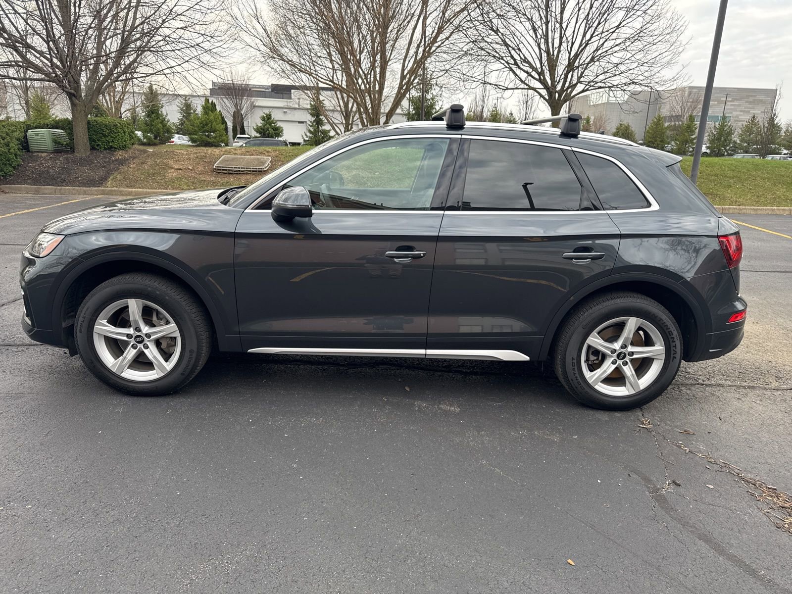 Used 2023 Audi Q5 2.0T Premium w/ Convenience Package image 8