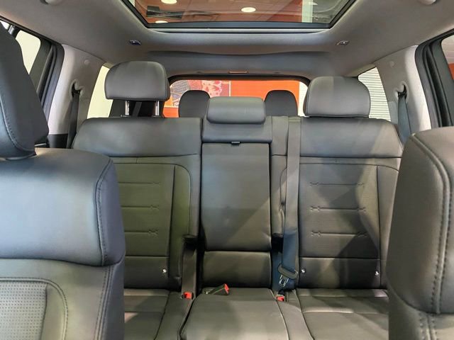 Used 2025 Hyundai Santa Fe Limited image 30