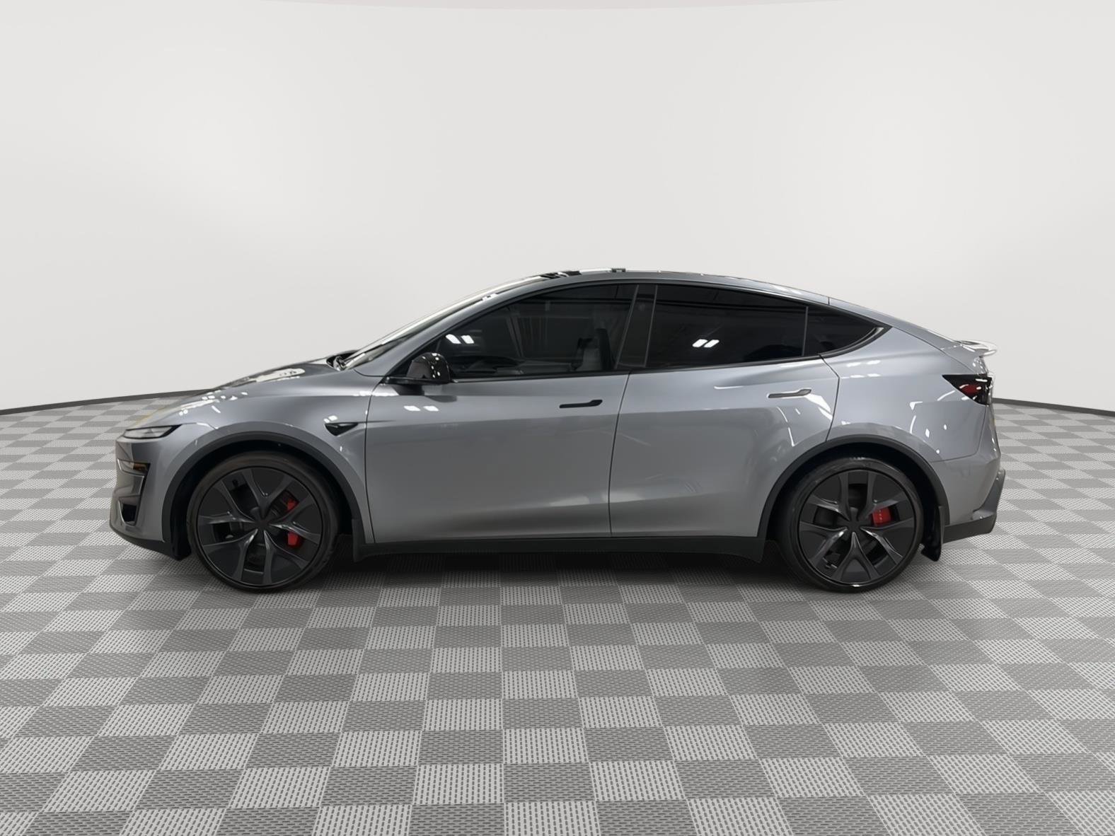 Used 2026 Tesla Model Y Performance image 8