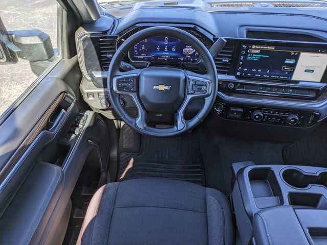 Used 2025 Chevrolet Silverado 2500 LT w/ Convenience Package image 16