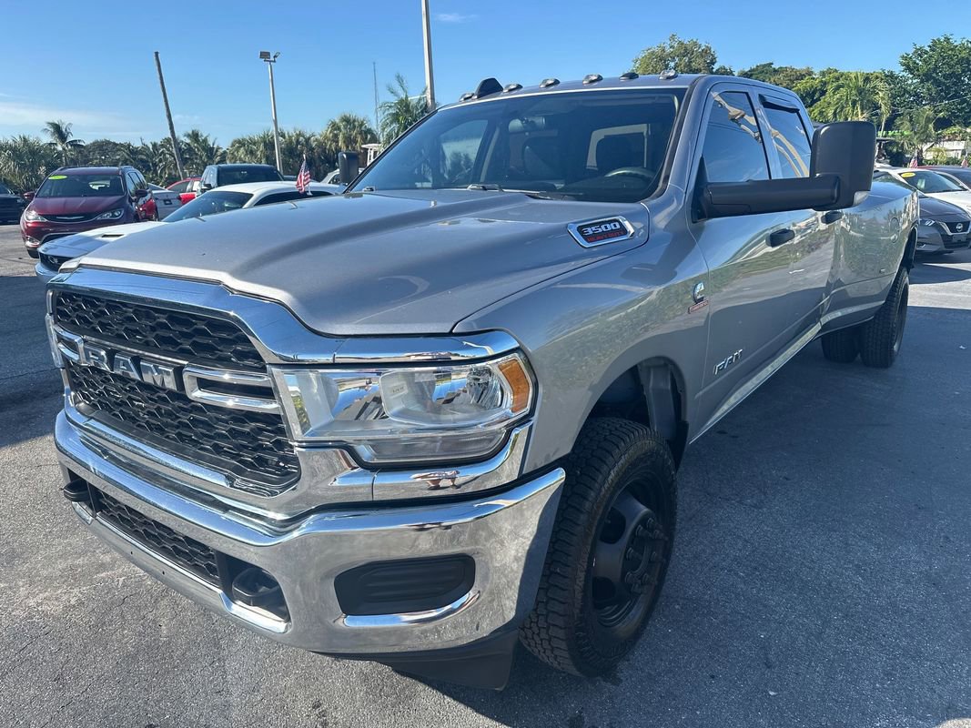 Used 2020 RAM 3500 Tradesman w/ Chrome Appearance Group