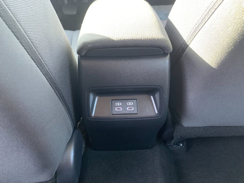 Used 2025 Toyota Corolla LE image 14