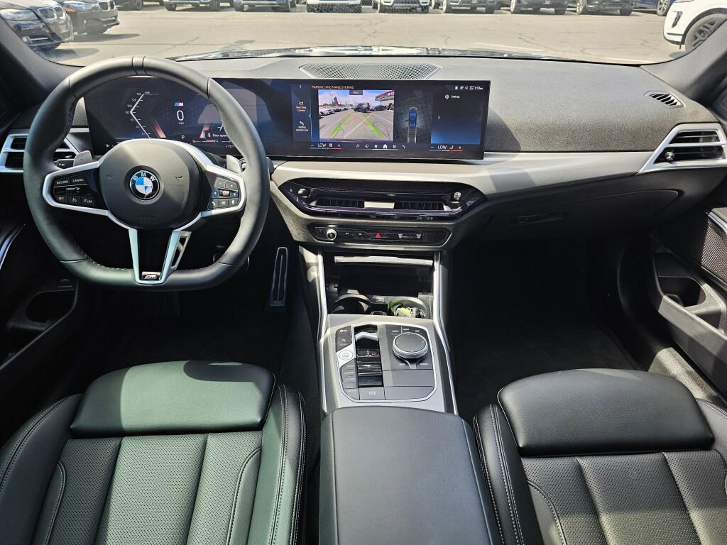 Used 2025 BMW 330i xDrive Sedan w/ M Sport Package image 17