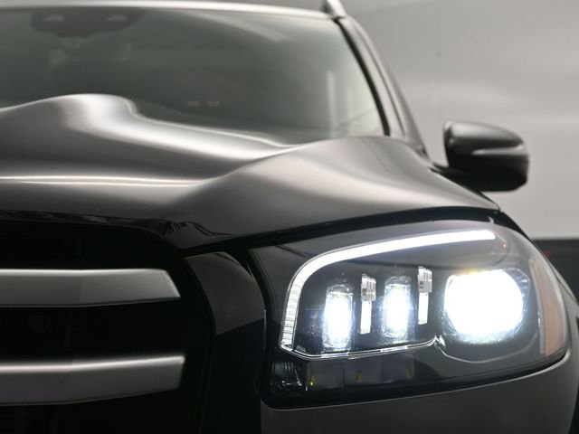 Used 2025 Mercedes-Benz GLS 450 4MATIC image 13