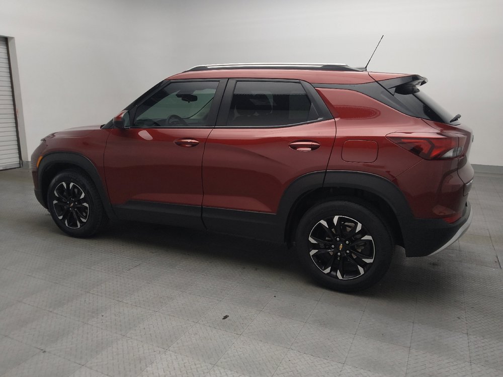 Used 2023 Chevrolet TrailBlazer LT FWD image 3
