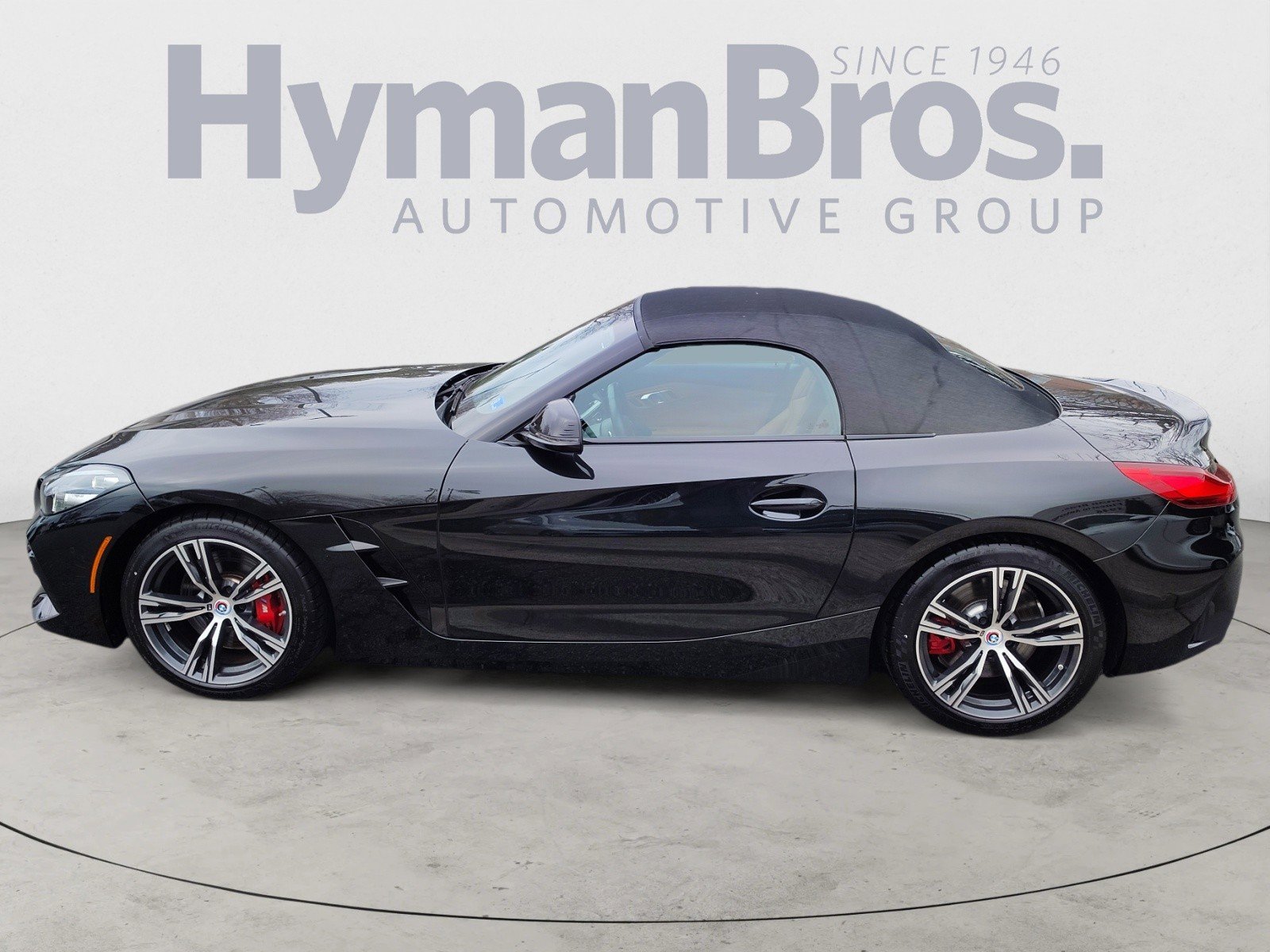 Used 2022 BMW Z4 M40i w/ Premium Package image 6