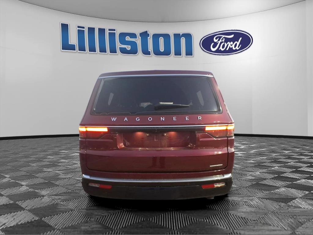 Used 2024 Jeep Wagoneer Series II w/ Flexible Seating Group image 4