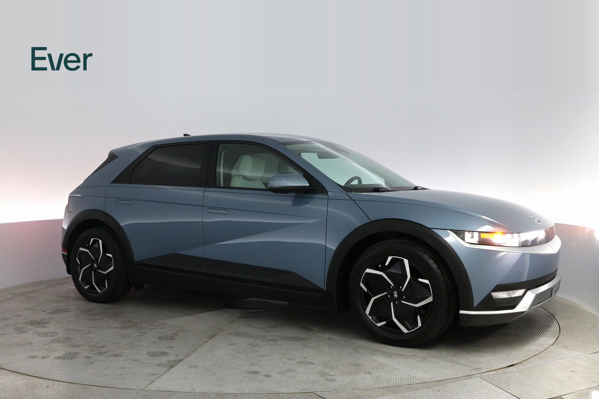 Used 2023 Hyundai Ioniq 5 SEL w/ Cargo Package image 5