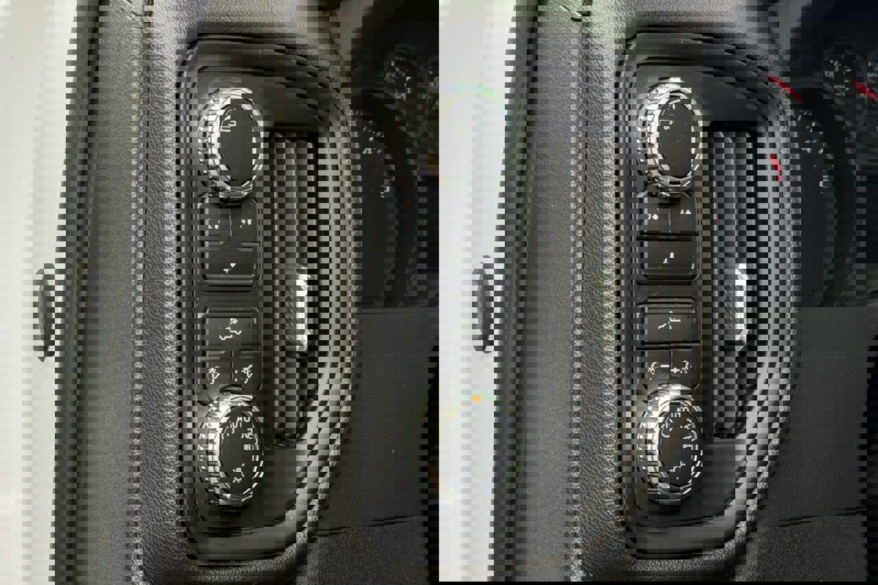 Used 2022 GMC Sierra 3500 Pro w/ Gooseneck/5TH Wheel Package image 30