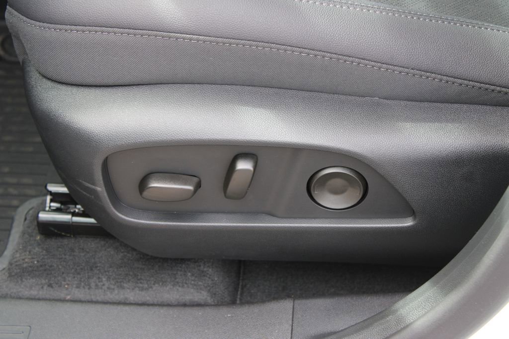 New 2026 Chevrolet Equinox LT image 21