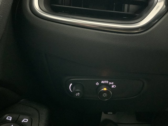 Used 2023 Chevrolet Equinox LT w/ LPO, Floor Liner Package image 38