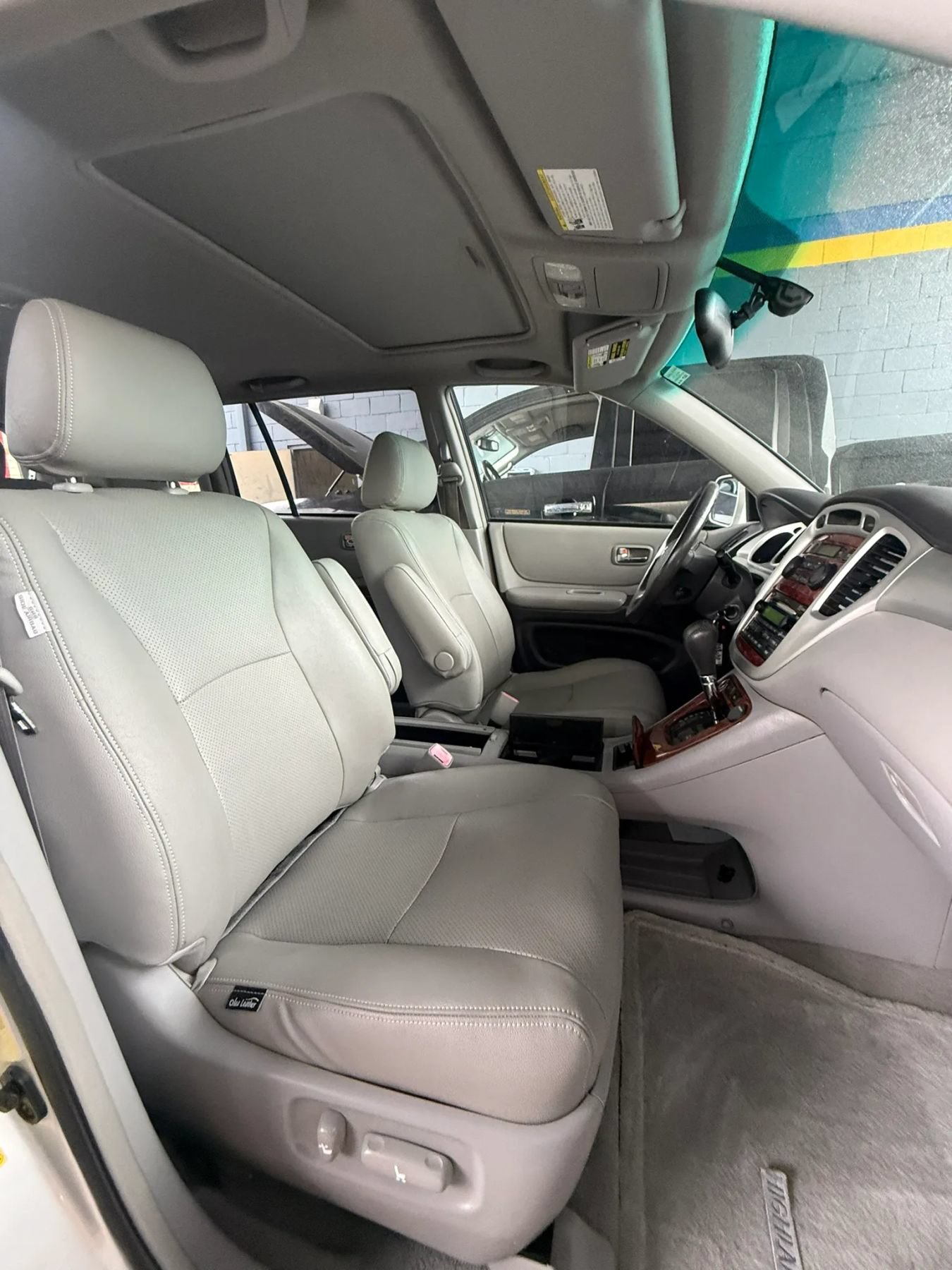 Used 2004 Toyota Highlander Limited FWD image 18