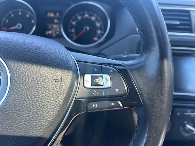 Used 2016 Volkswagen Jetta SE image 20