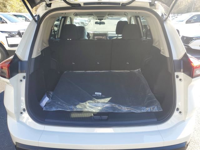 New 2026 Nissan Rogue S image 5
