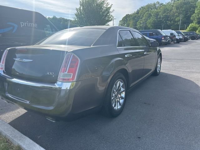 Used 2013 Chrysler 300 C RWD image 17