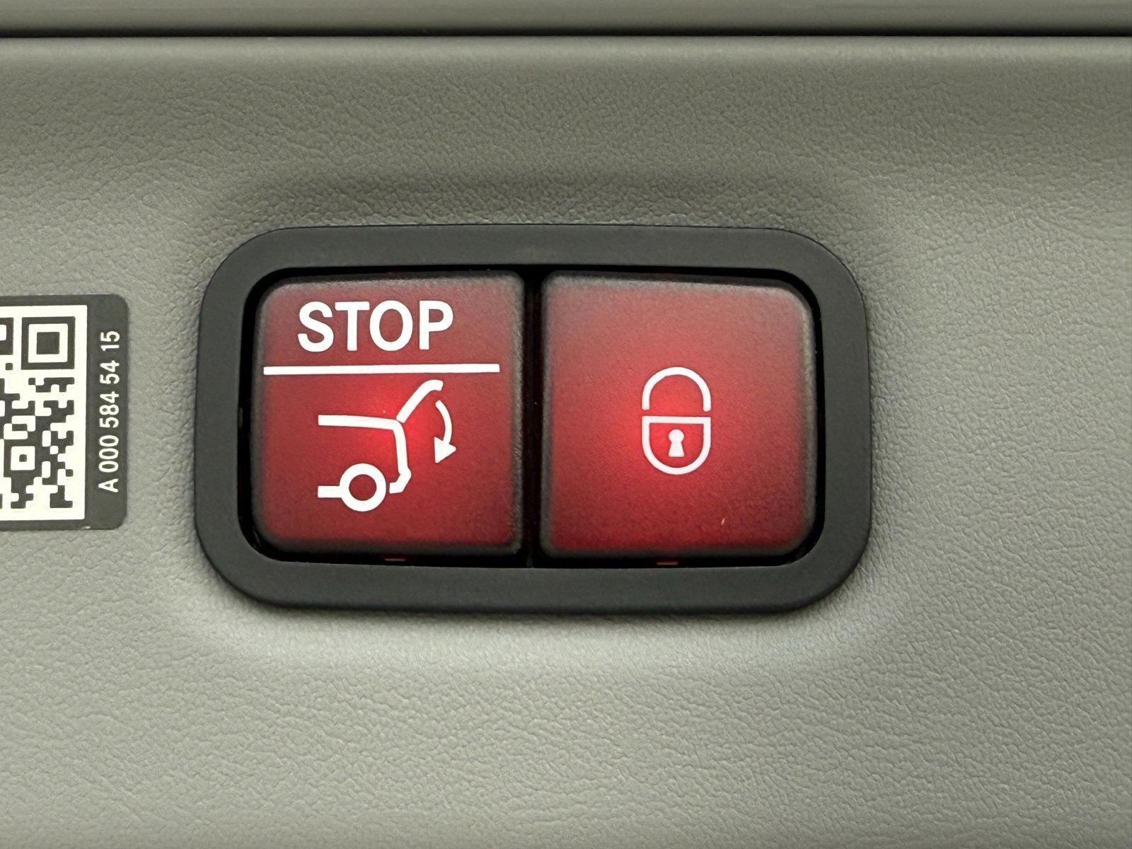 New 2025 Mercedes-Benz Maybach EQS 680 4MATIC image 13