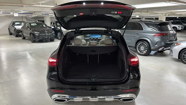 Certified 2026 Mercedes-Benz GLC 300 4MATIC image 32