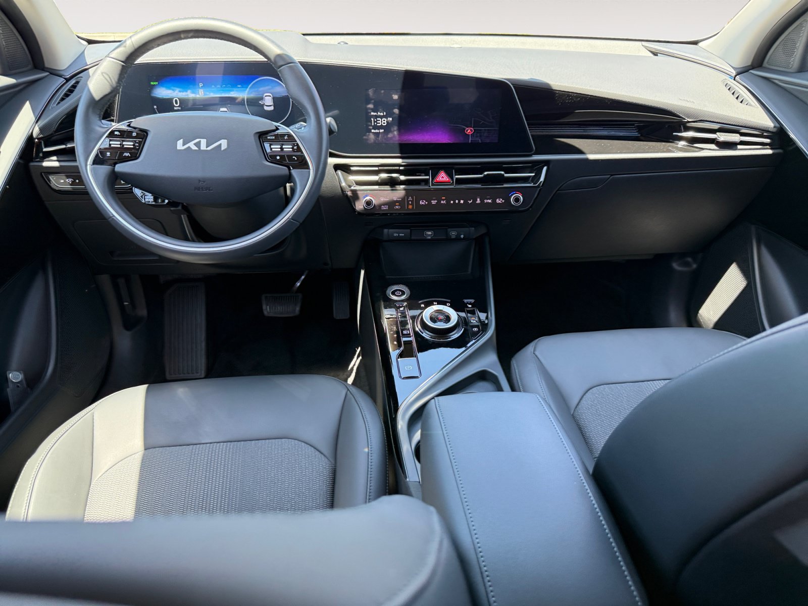 Used 2023 Kia Niro Wind FWD image 15