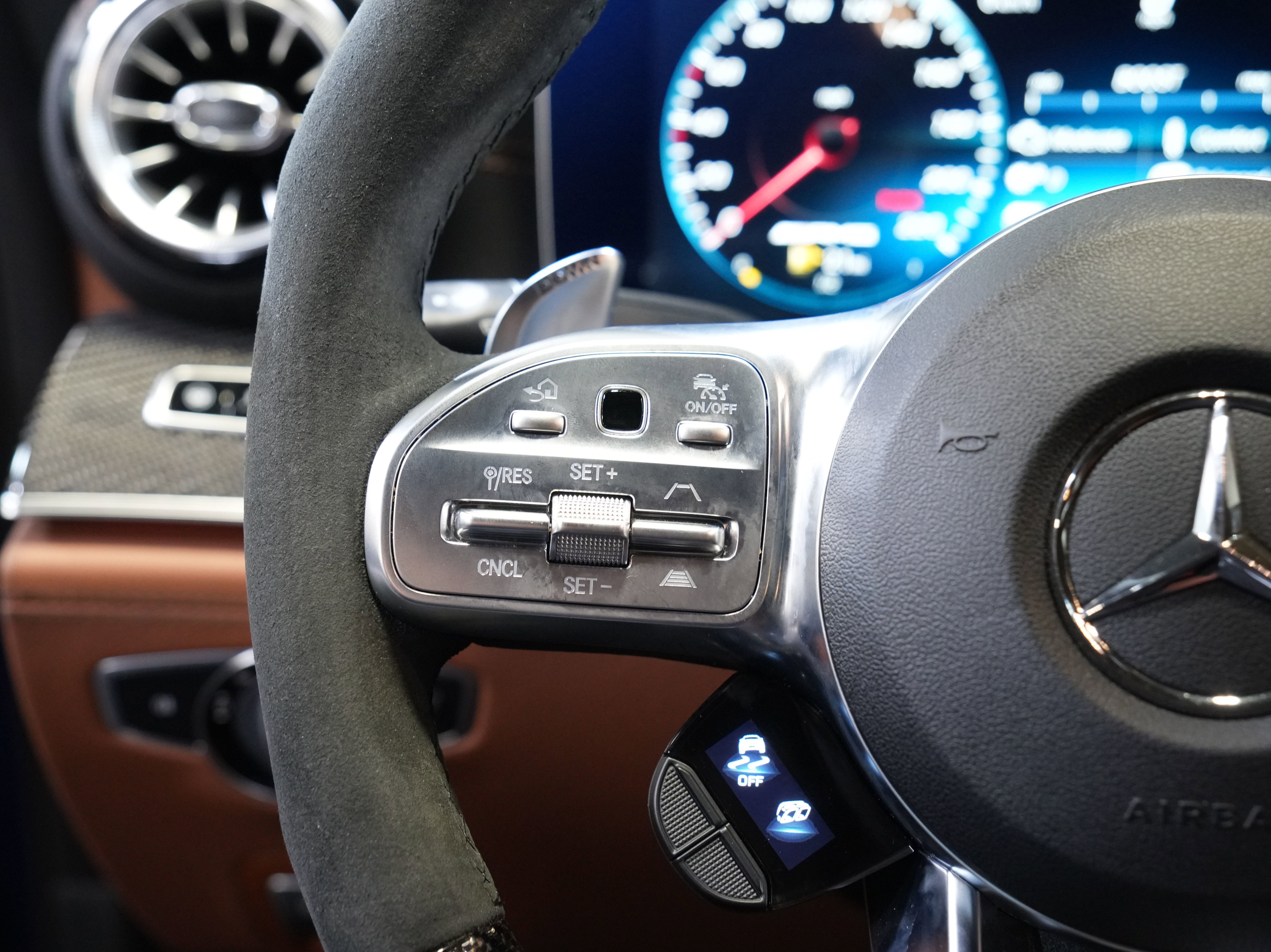 Used 2019 Mercedes-Benz AMG GT 63 S image 32