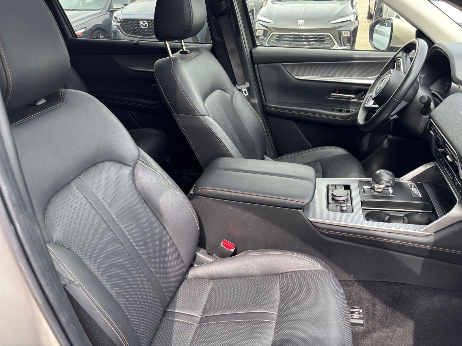 Used 2025 MAZDA CX-90 3.3 Turbo w/ Preferred Package AWD/4WD image 33