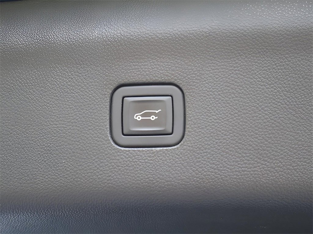 Used 2023 Buick Enclave Avenir w/ Trailering Package, 5000 lbs. image 20