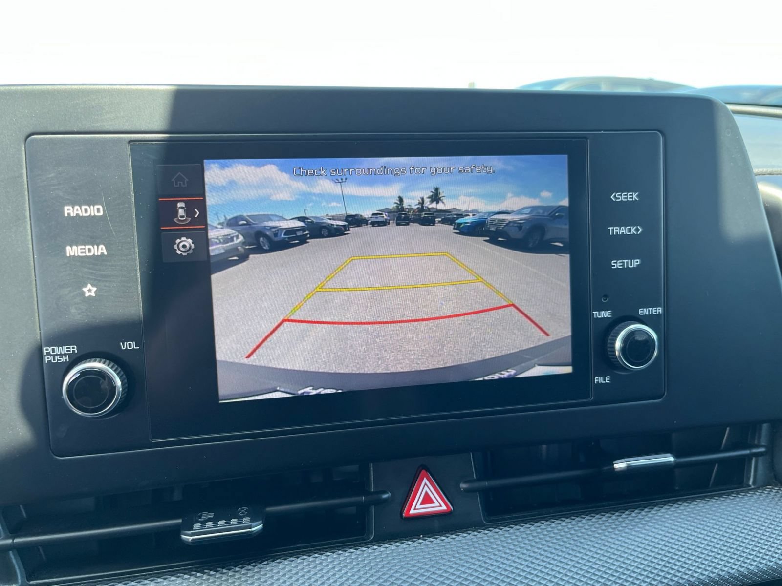 Used 2025 Kia Sportage LX FWD image 21