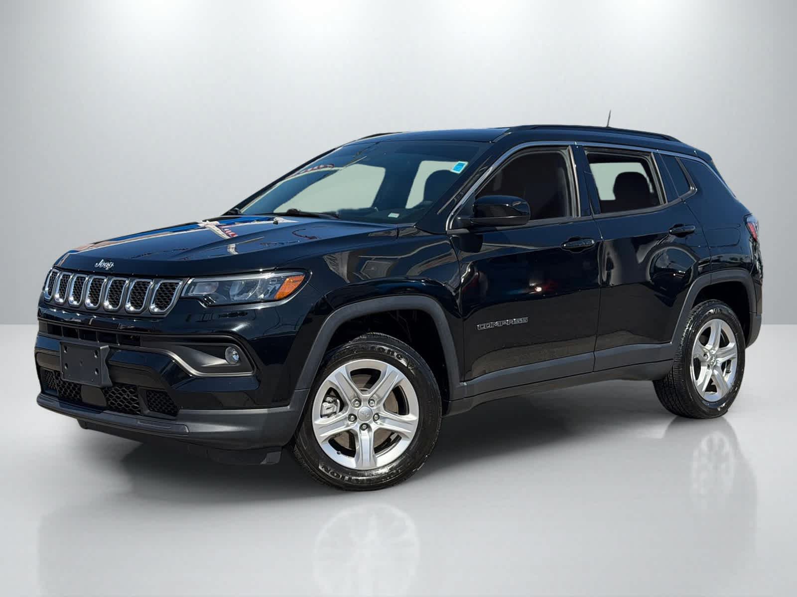 Used 2023 Jeep Compass Latitude