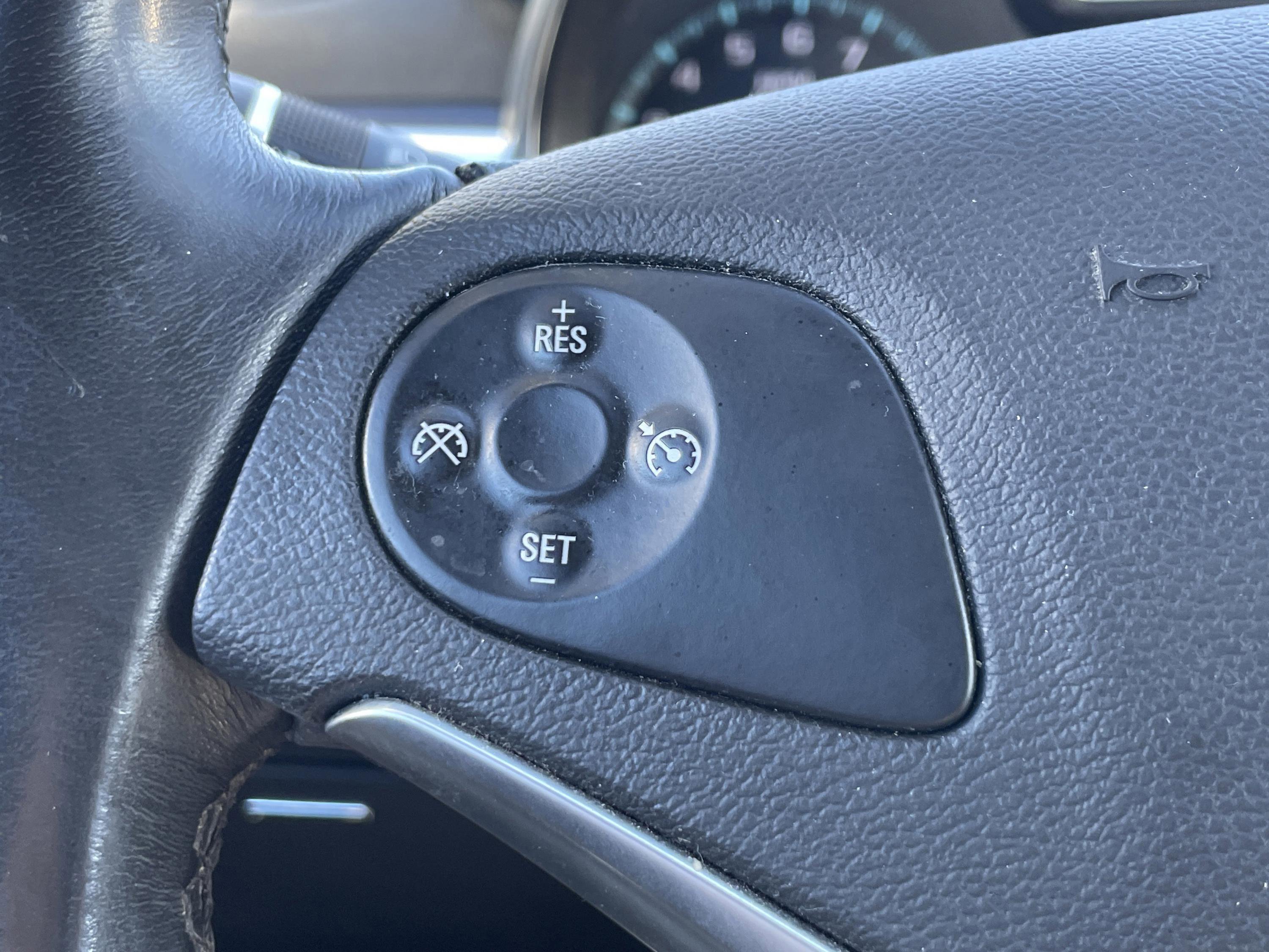 Used 2018 Chevrolet Impala LT image 17