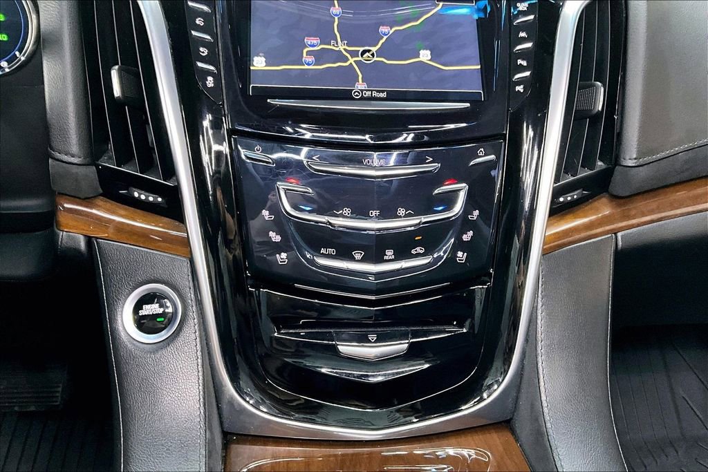 Used 2019 Cadillac Escalade Premium Luxury w/ LPO, Radiant Package AWD/4WD image 16