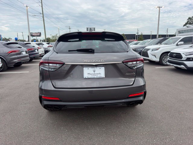 Used 2023 Maserati Levante Modena AWD/4WD image 17