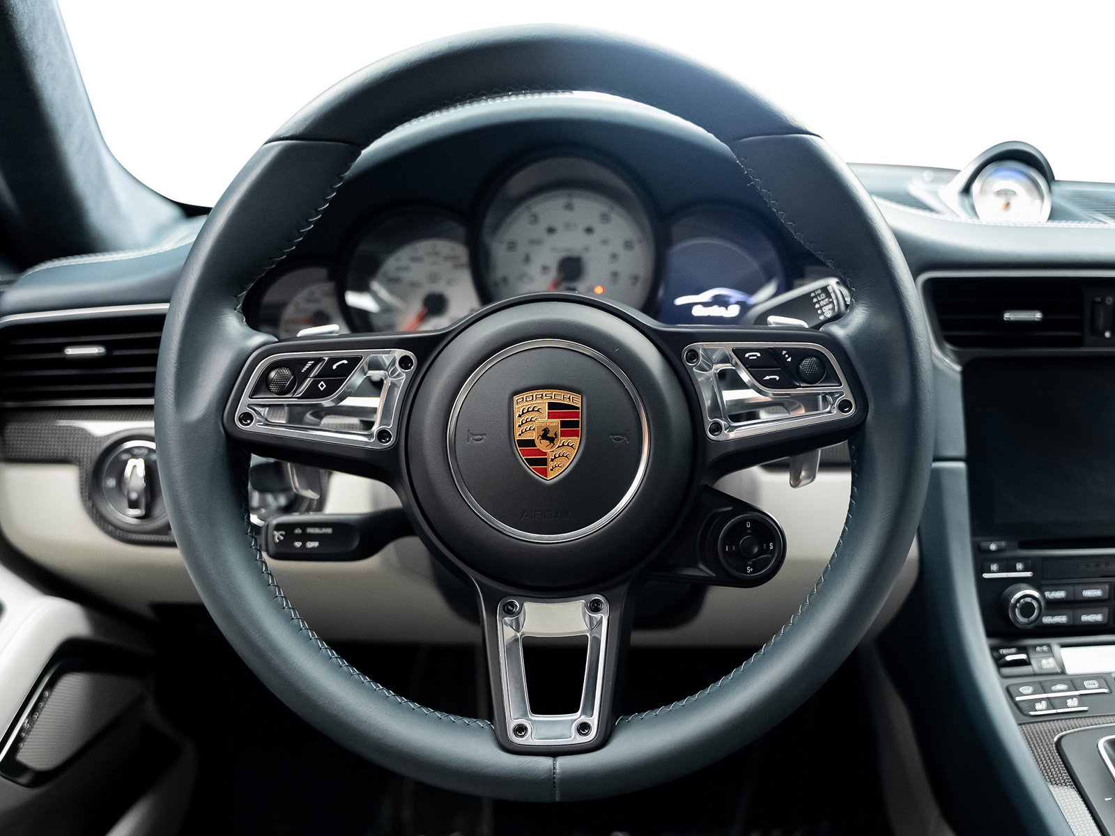 Used 2017 Porsche 911 Turbo S AWD/4WD image 30