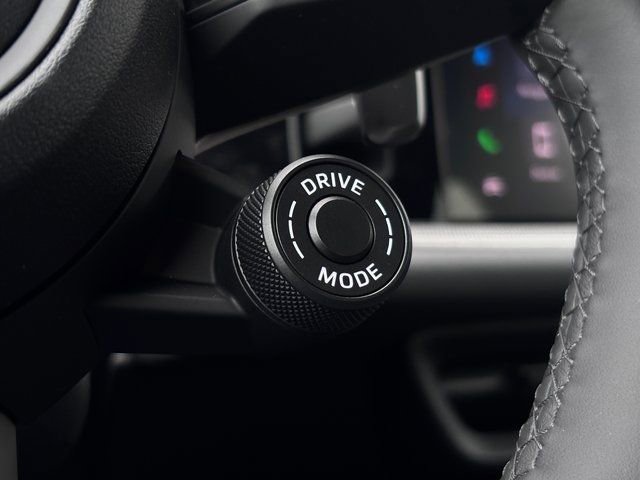 New 2026 Porsche Cayenne Coupe image 17