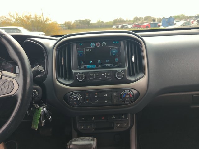 Used 2015 Chevrolet Colorado Z71 image 13