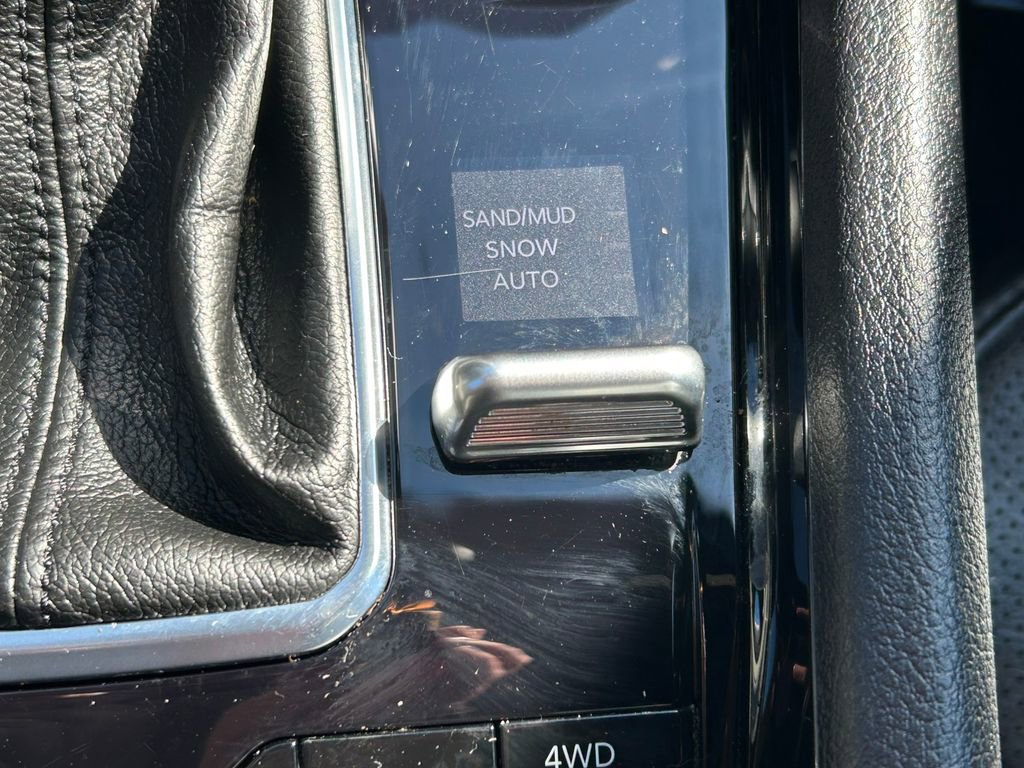 Used 2022 Jeep Compass Limited w/ (RED) Package image 31