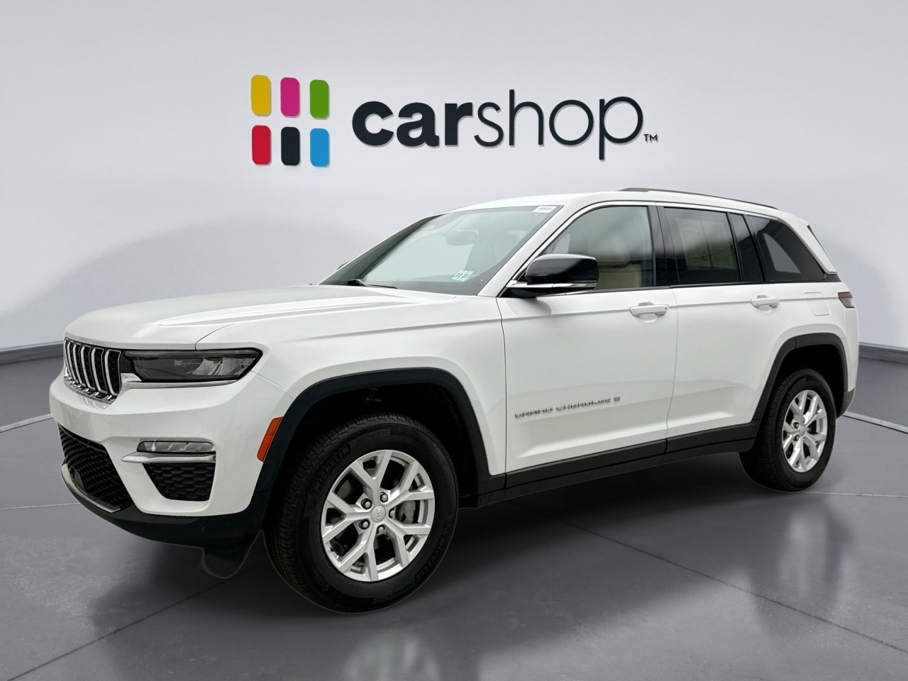 Used 2023 Jeep Grand Cherokee Limited AWD/4WD image 1