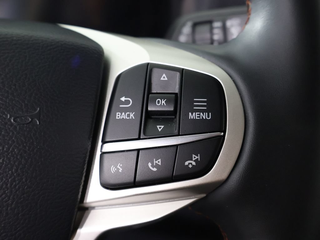 Used 2025 Ford Explorer Active w/ Active Comfort Package AWD/4WD image 45