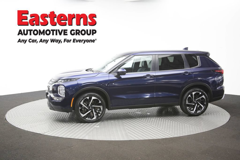 Used 2024 Mitsubishi Outlander SE FWD image 57