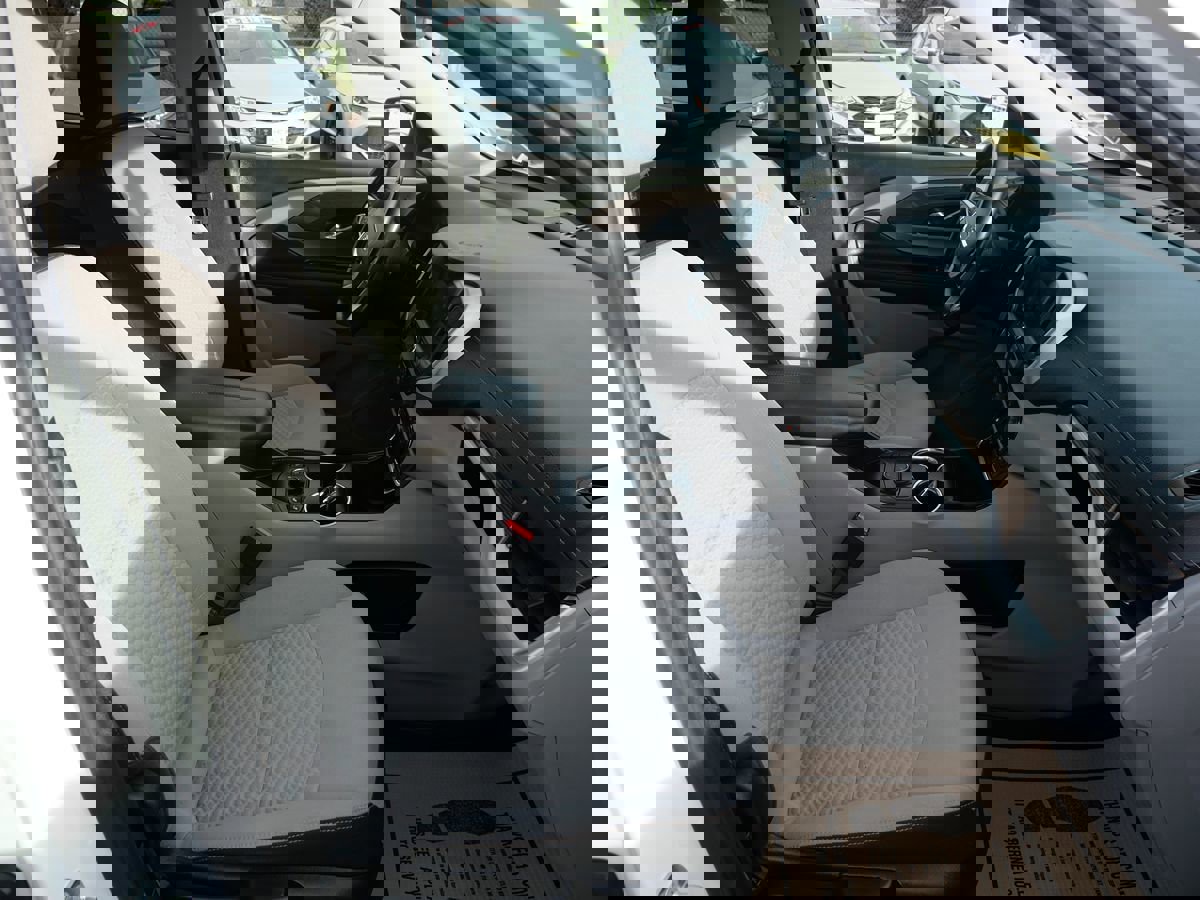 Used 2018 GMC Terrain SLE w/ Driver Convenience Package image 18