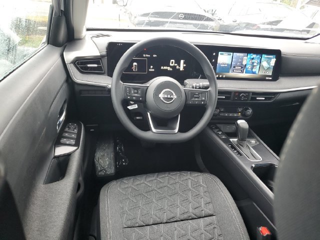 New 2027 Nissan Kicks SV AWD/4WD image 15