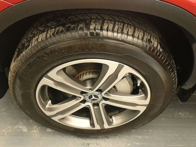 Used 2021 Mercedes-Benz GLC 300 4MATIC w/ Multimedia Package image 13